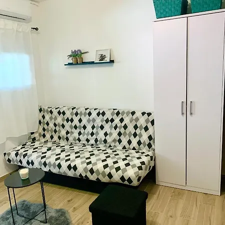 Lovro With Terrace Kampor, Rab Appartamento